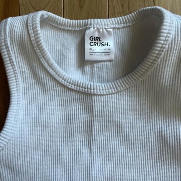 Girl crush halter top - Picture 2 of 3